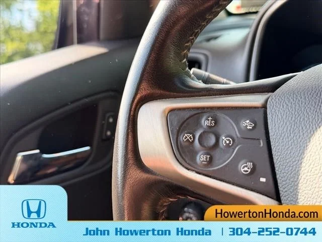 Used 2019 Blue GMC Denali image 16