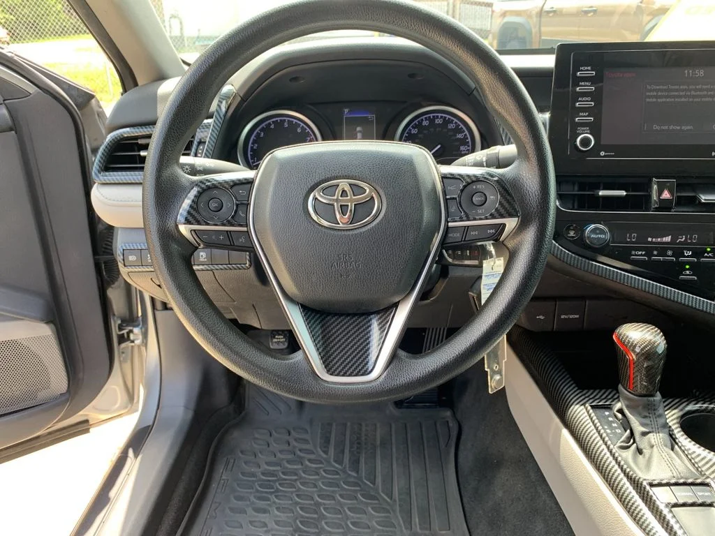 Used 2022 Silver Toyota LE image 17