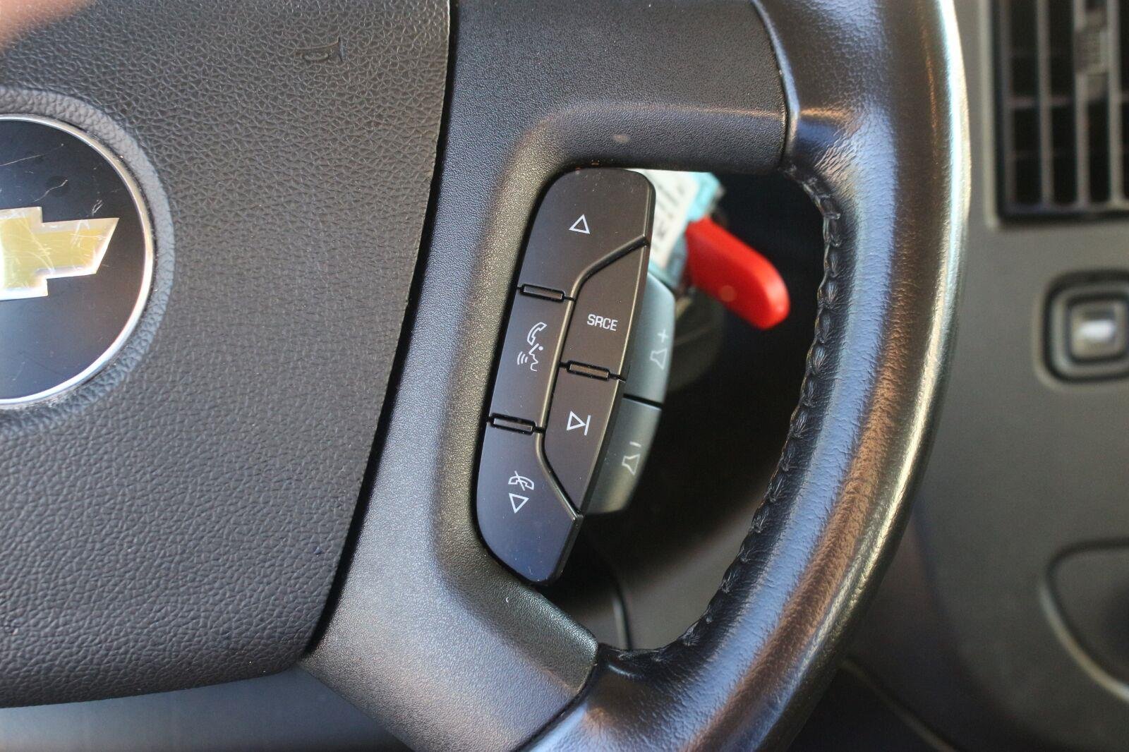 Used 2021 SUMMIT WHITE Chevrolet RWD 2500 155" image 19