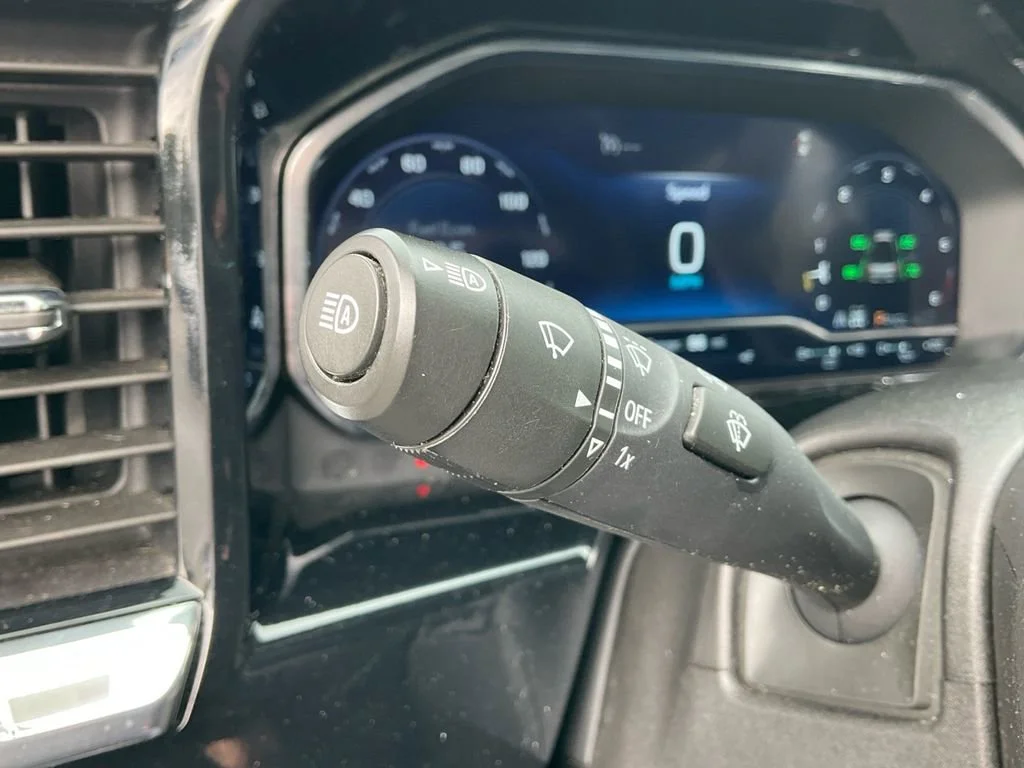 Used 2024 Summit White Chevrolet LT image 25