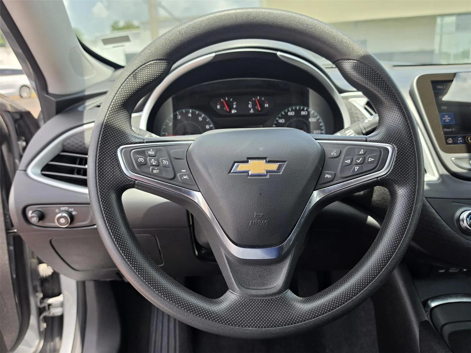 Used 2024 Sterling Gray Metallic Chevrolet LT image 25