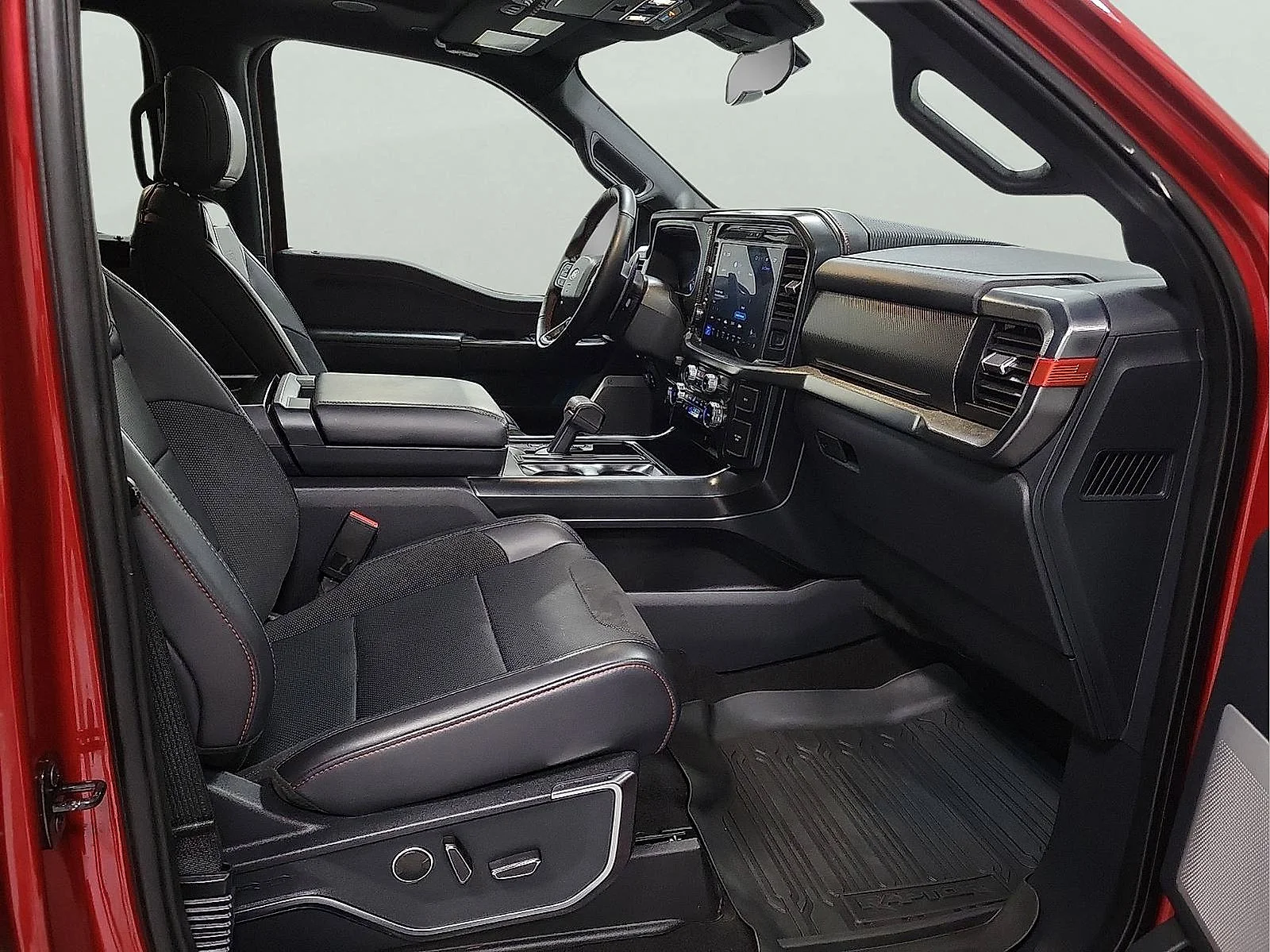 Used 2025 Red Ford Raptor image 15