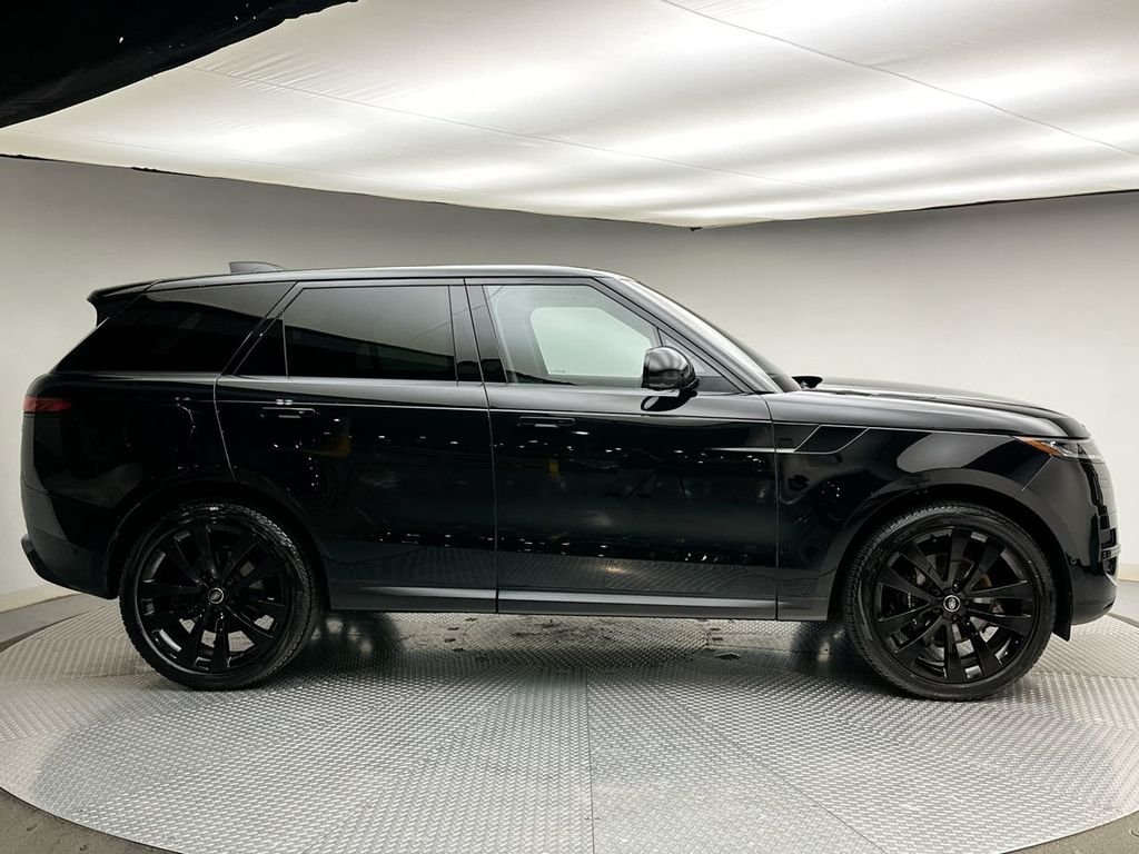 Used 2023 Santorini Black Metallic Land Rover SE image 14