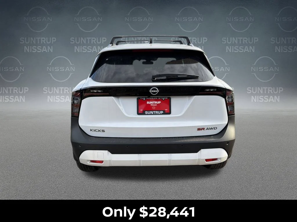 Certified Used 2026 White Nissan SR image 4