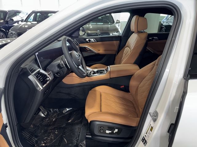 New 2027 Mineral White Metallic BMW xDrive40i image 14