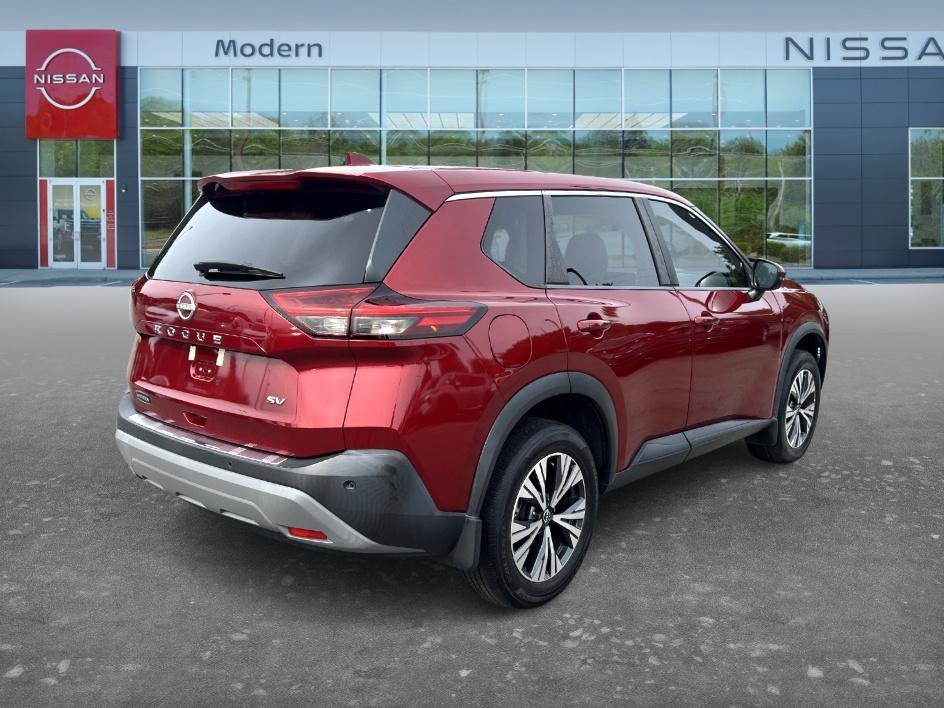 Used 2022 Scarlet Ember Tintcoat Nissan SV image 5