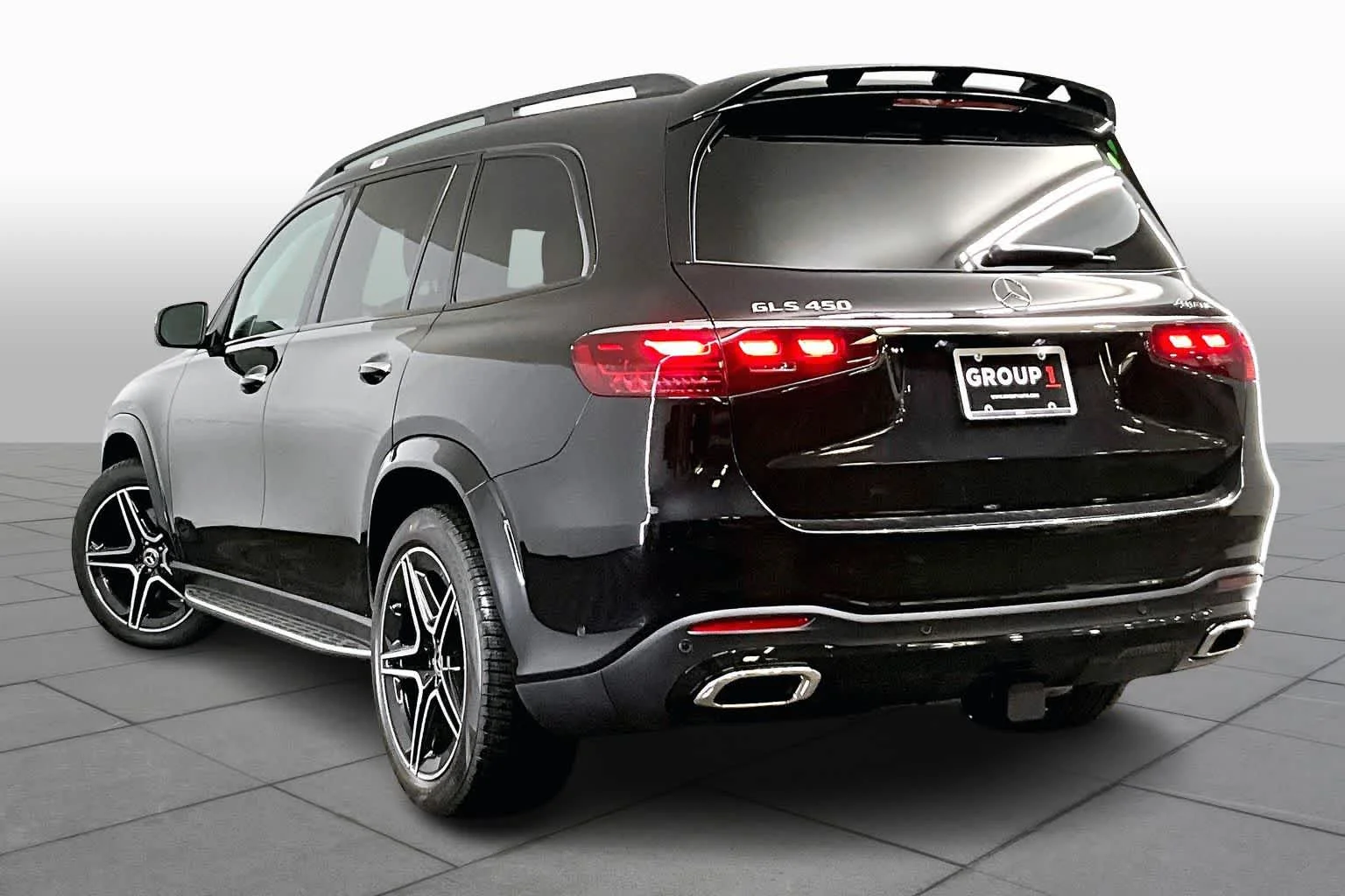 New 2026 Obsidian Black Metallic Mercedes-Benz GLS 450 image 4