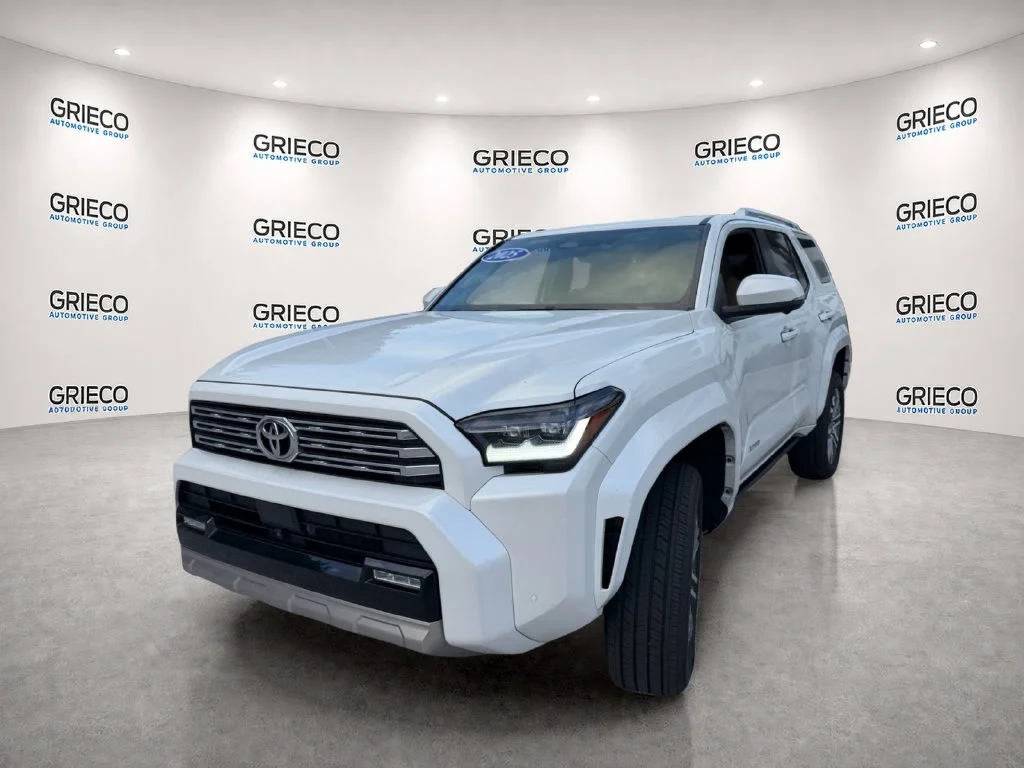 Used 2025 Wind Chill Pearl Toyota Limited image 3