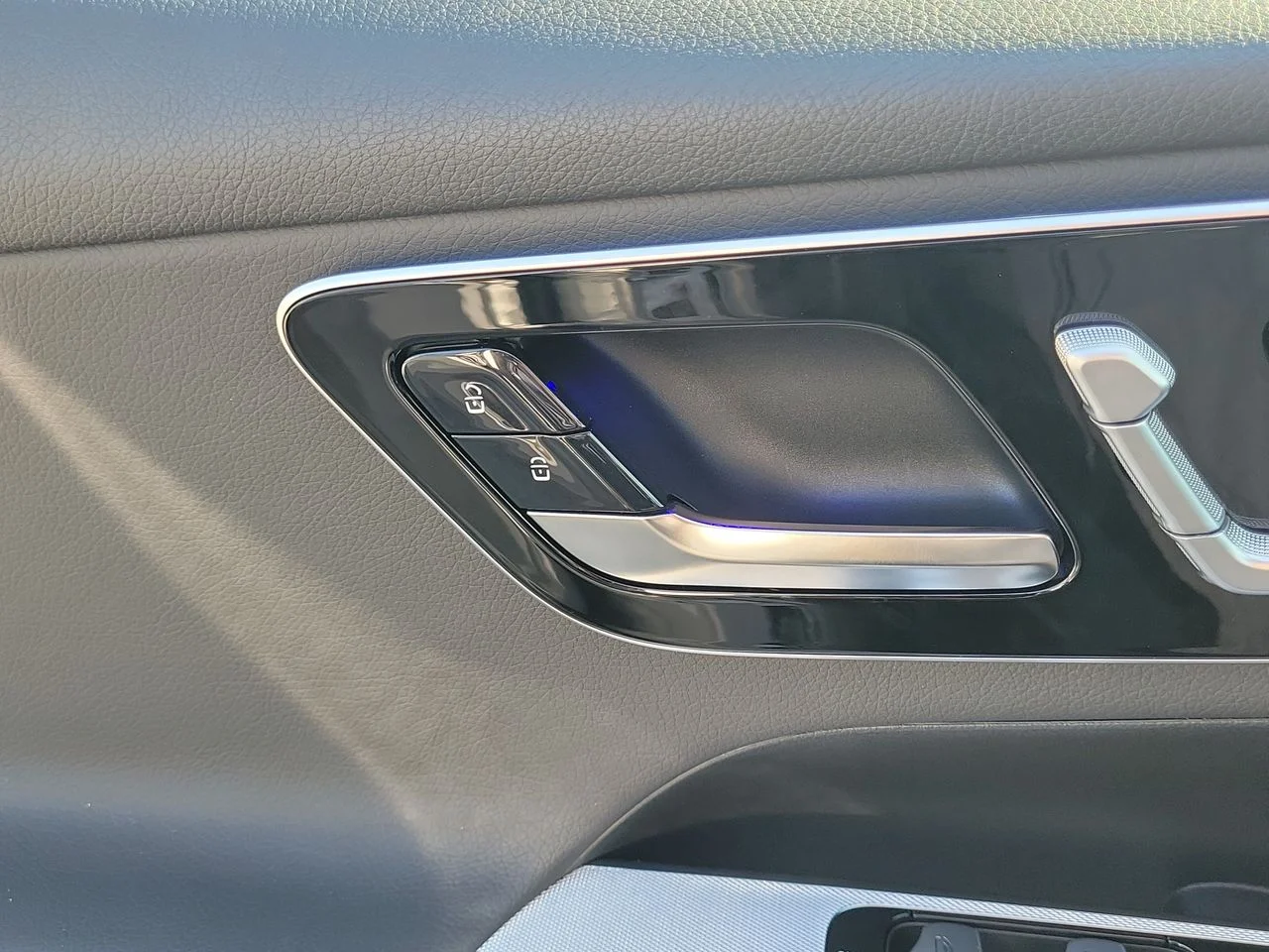 Certified Used 2026 Silver Mercedes-Benz GLC 300 image 24