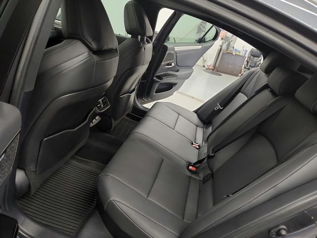 Used 2024 Gray Lexus 300h F SPORT Handling image 36