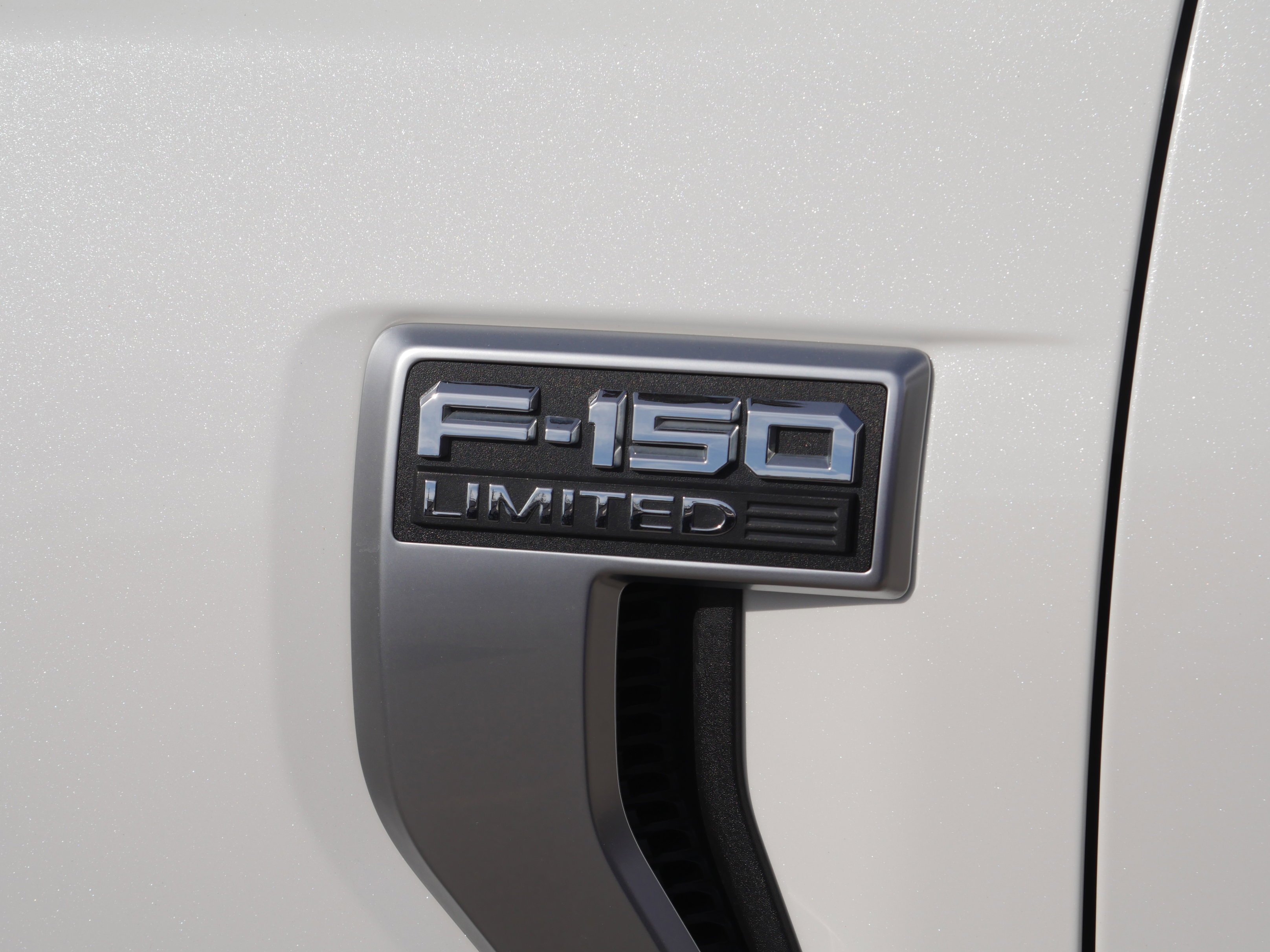 Certified Used 2021 Star White Metallic Tri-Coat Ford Limited image 20