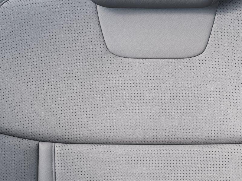 New 2025 White Hyundai SEL Convenience image 17
