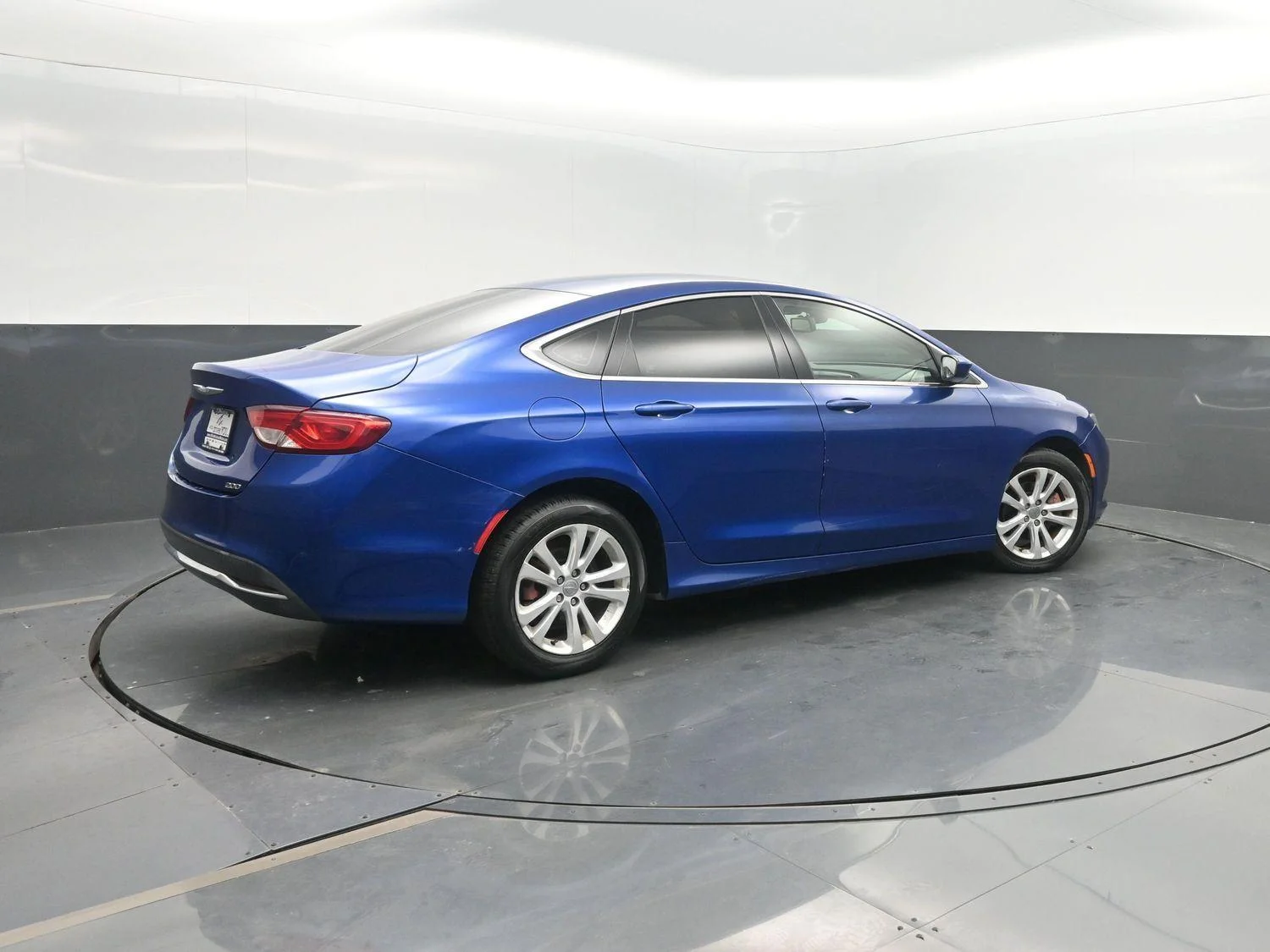 Used 2016 Chrysler 200 Limited with VIN 1C3CCCAB0GN148611 for sale in Charles City, IA