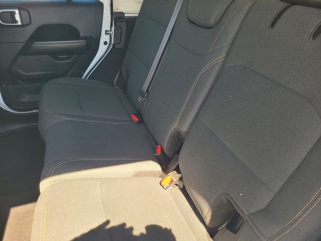 Used 2025 White Jeep Sahara image 15