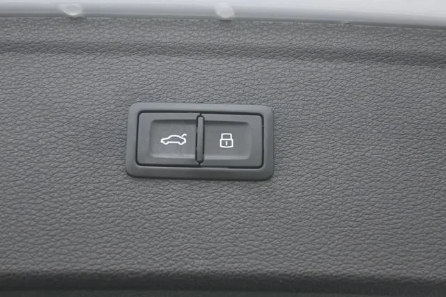 Used 2020 White Audi Premium Plus image 27
