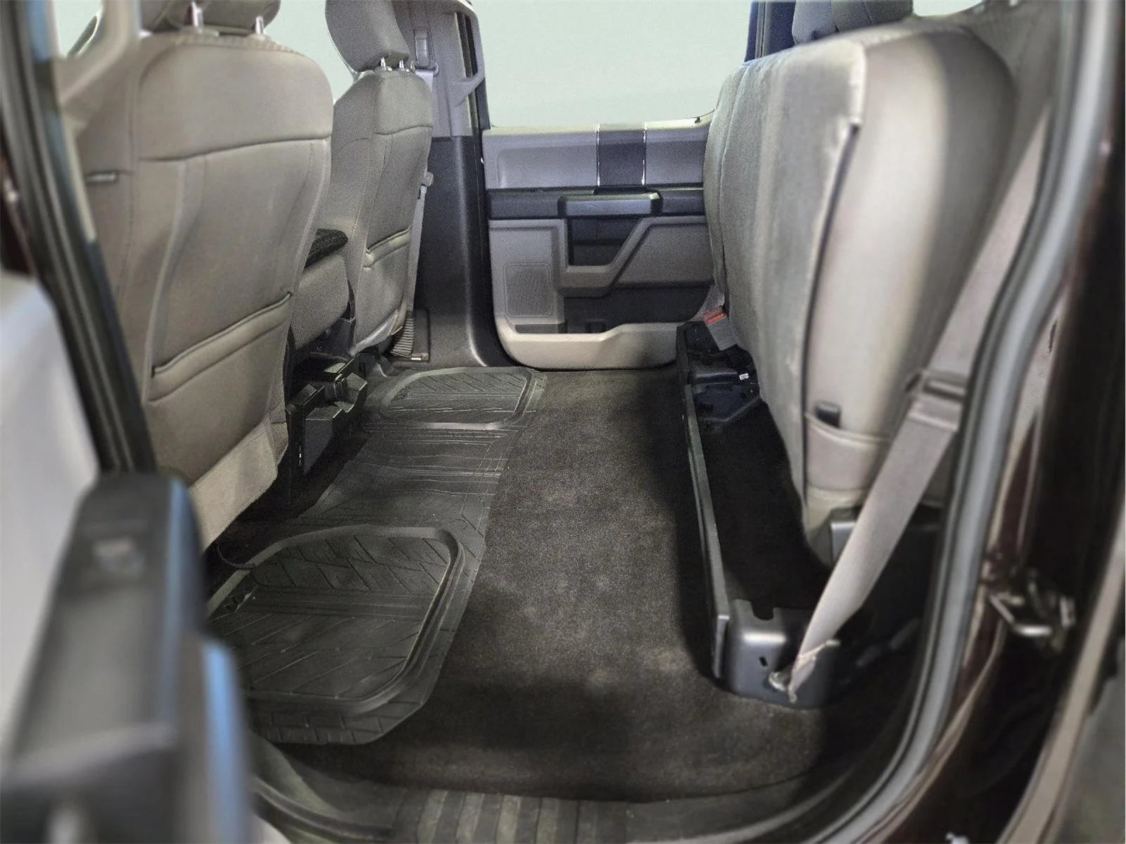 Used 2020 Agate Black Ford XLT image 51