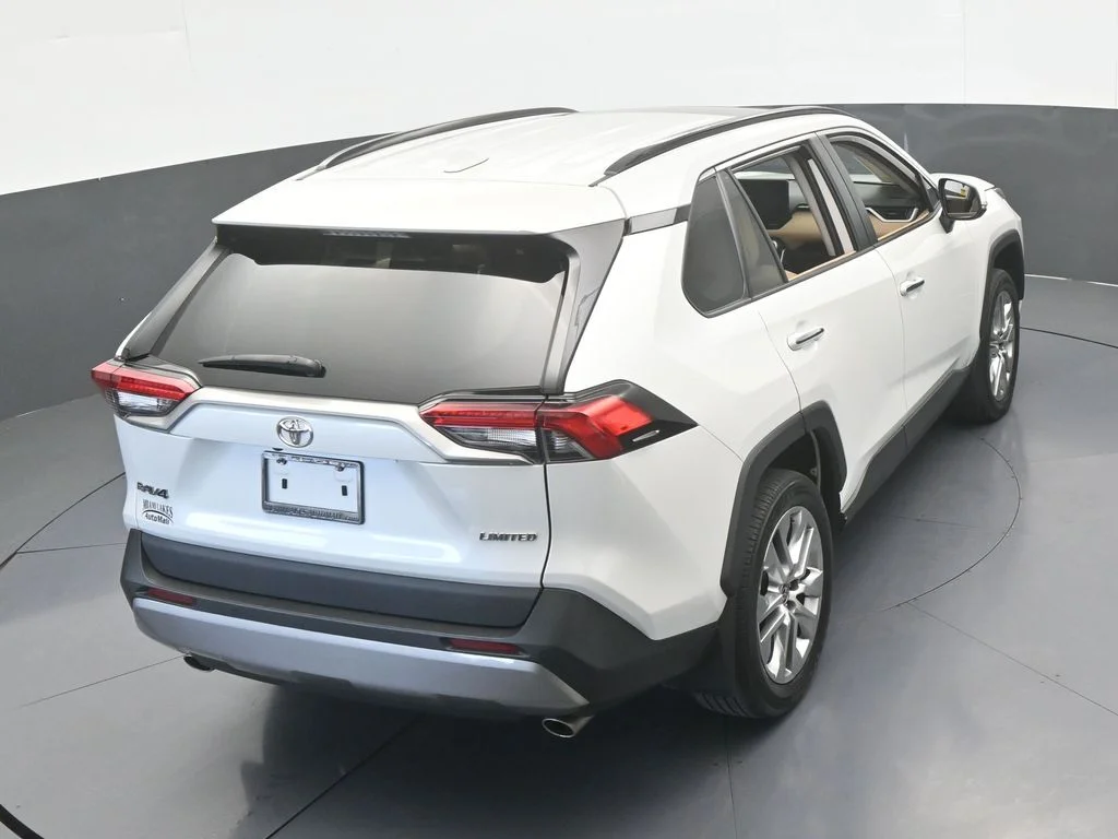 Used 2023 Ice Cap Toyota Limited image 48