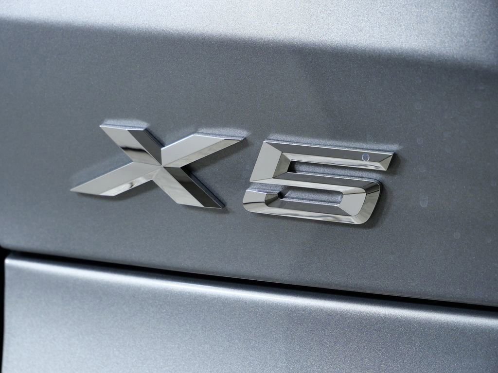 Certified Used 2026 Skyscraper Grey Metallic BMW xDrive40i image 16