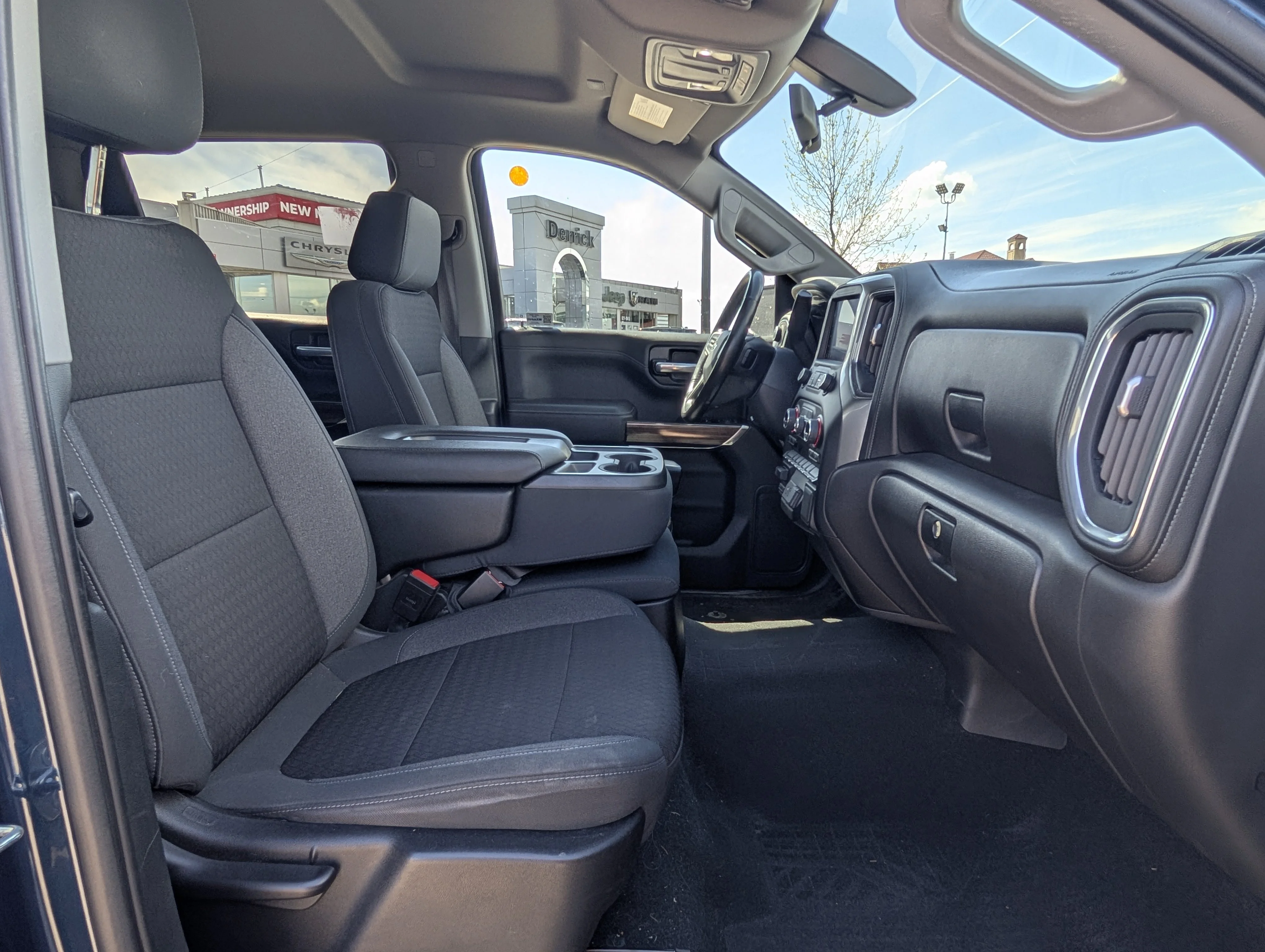 Used 2021 Black Chevrolet RST image 24