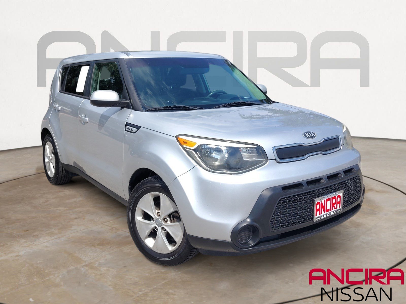 Used 2015 Bright Silver Kia Base image 1
