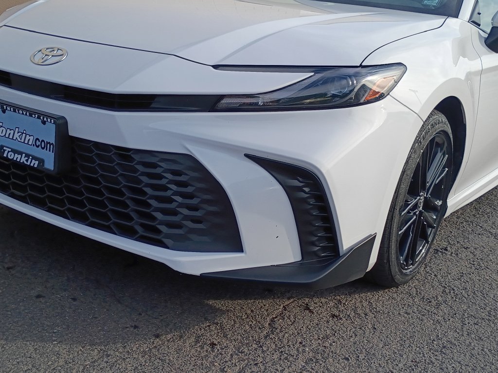 Used 2025 White Toyota SE image 11