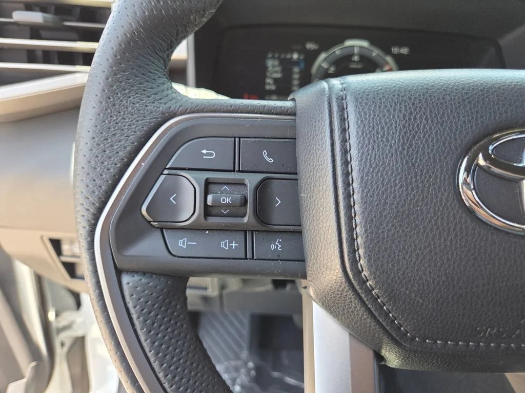 Used 2025 Ice Toyota Limited image 27