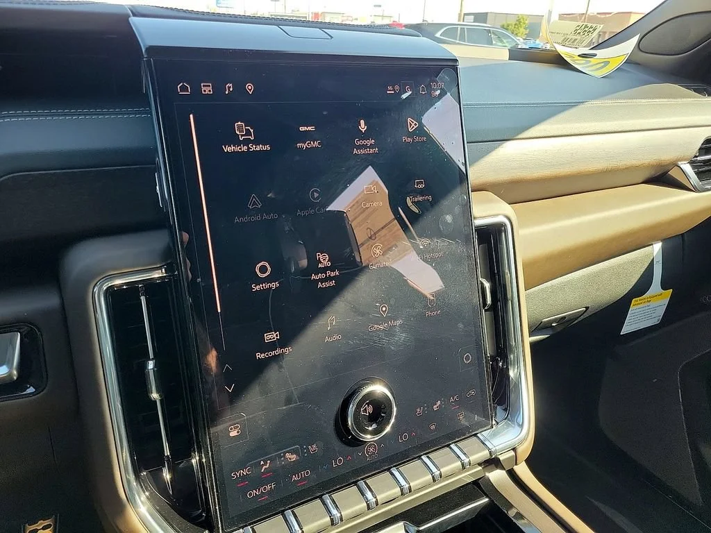 2026 GMC Yukon Denali Ultimate - Photo 22