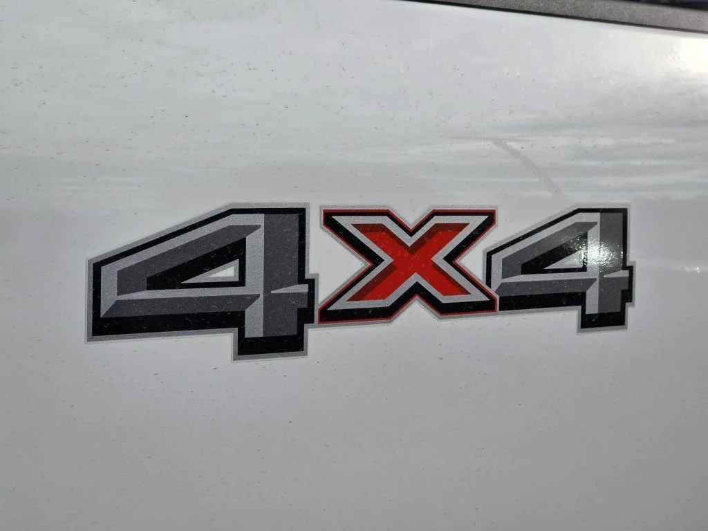 New 2026 Oxford White Ford XL image 25