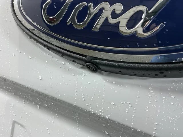 New 2025 Oxford White Ford XLT image 8