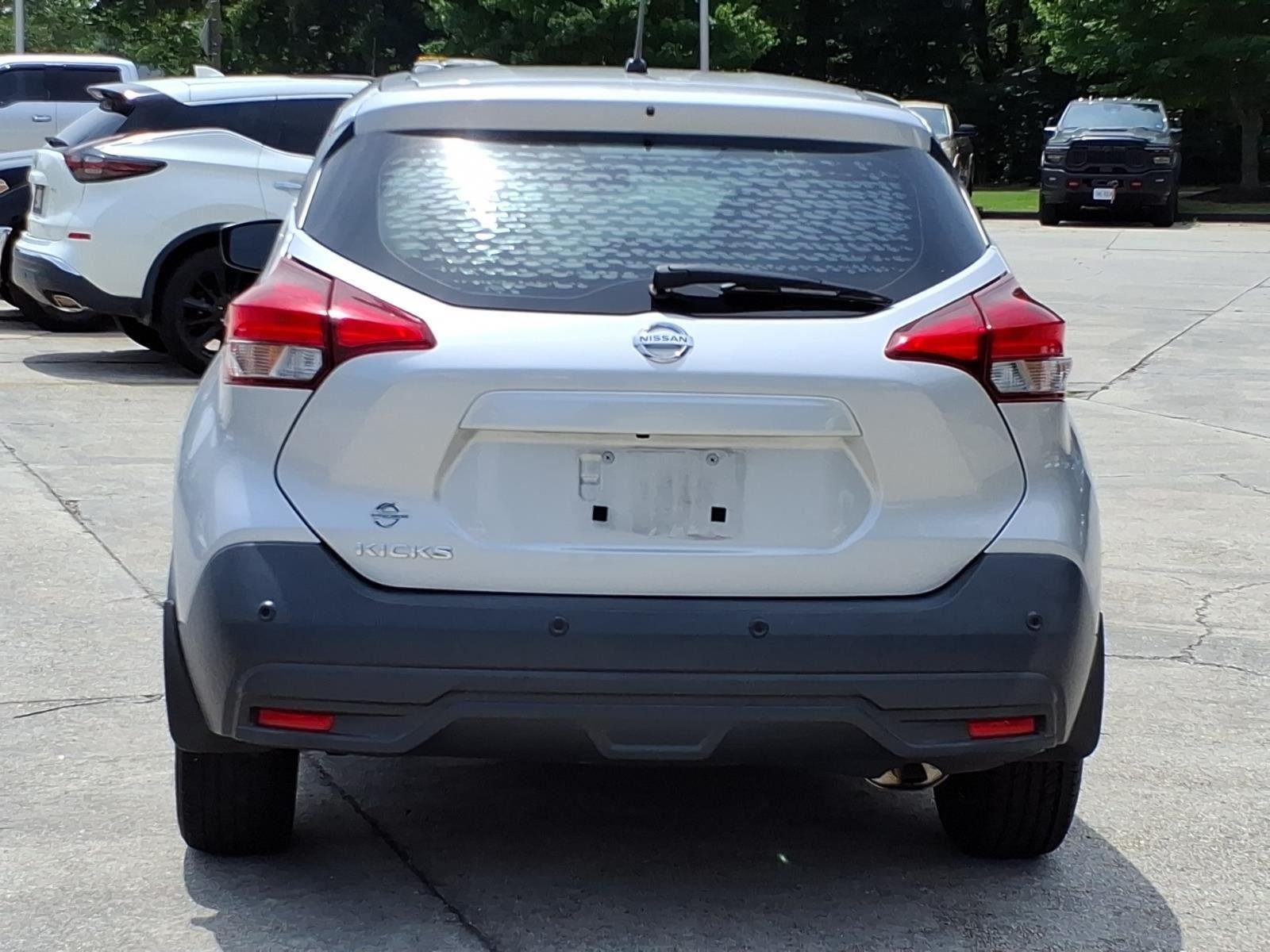 Used 2020 Brilliant Silver Metallic Nissan S image 8