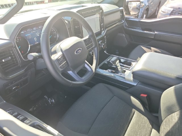 Certified Used 2023 Avalanche Ford XLT image 3