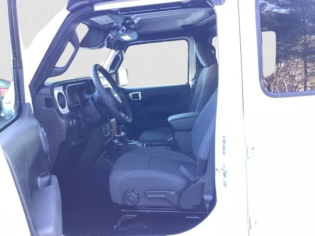 New 2026 Bright White Clearcoat Jeep SPORT S 4X4 image 10