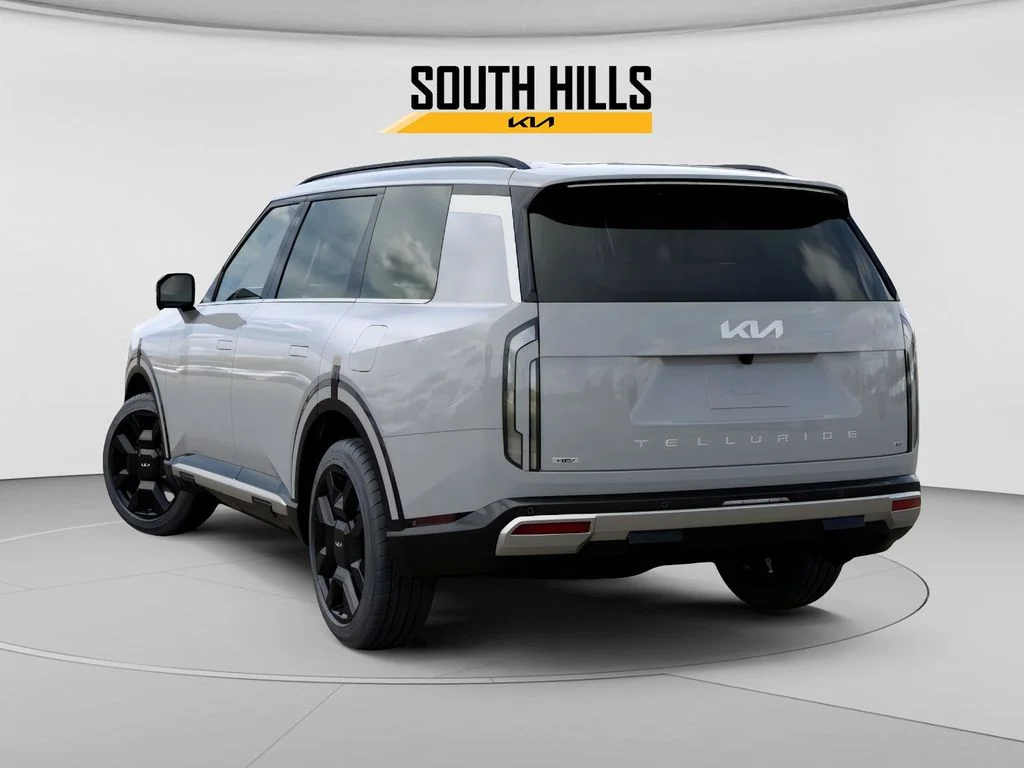 New 2027 Gray Kia SX Prestige image 4