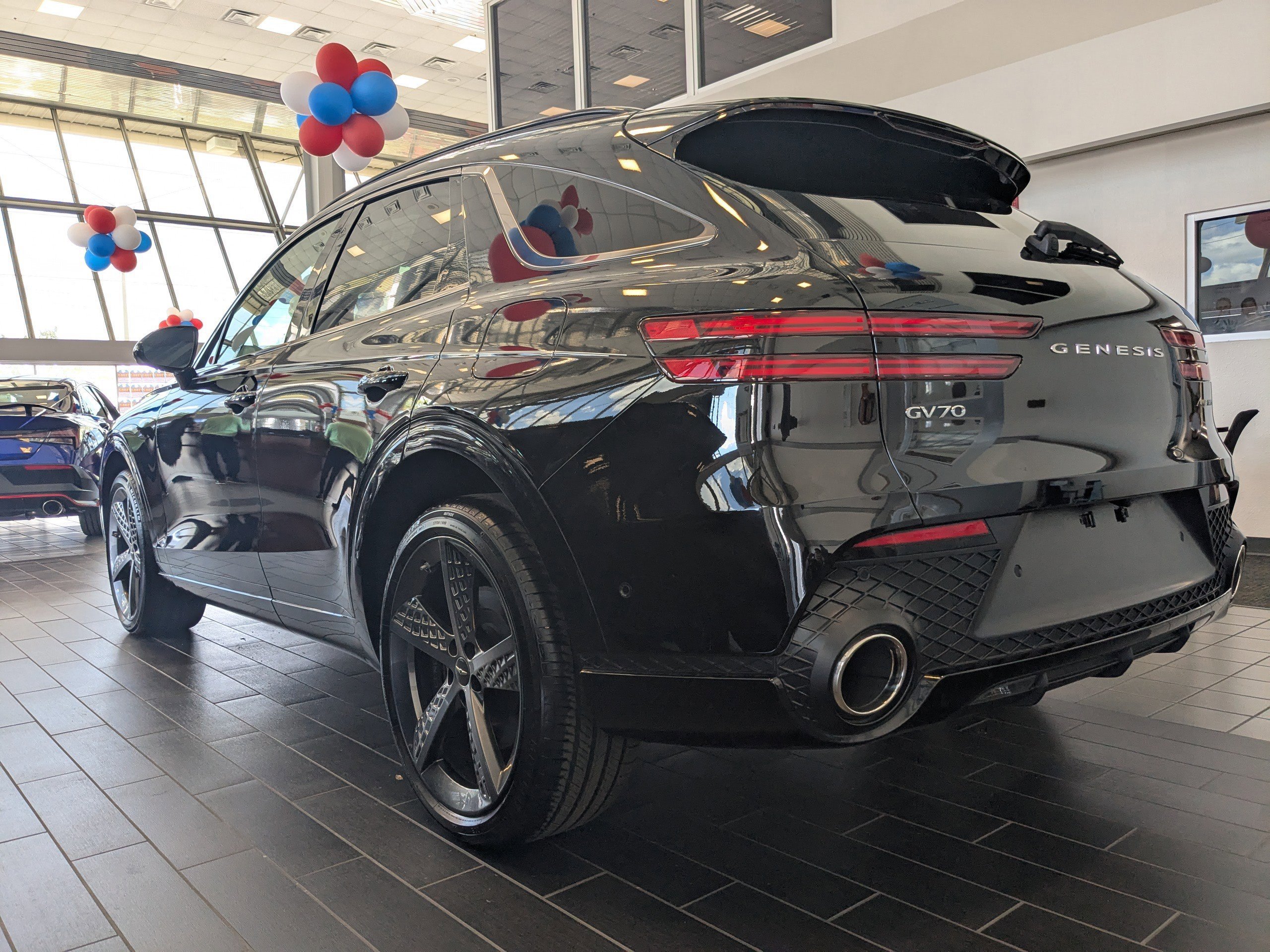 2024 GENESIS GV70 Sport - Photo 6