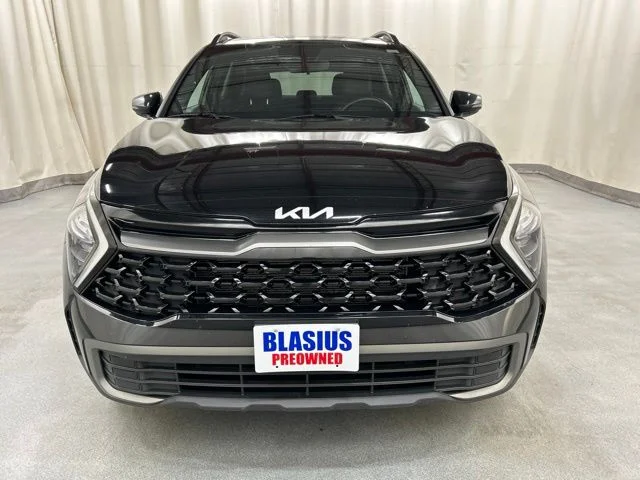 Used 2023 Black Kia X-Line image 27