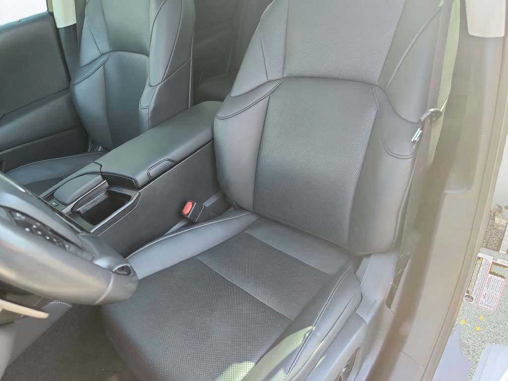 Used 2021 Gray Lexus 300h image 10