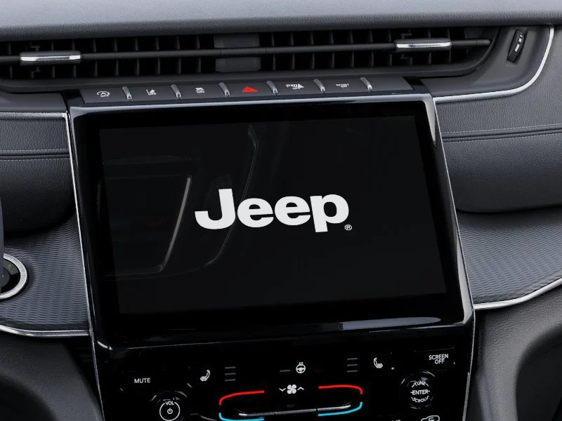 New 2027 Bright White Clearcoat Jeep Laredo X image 18