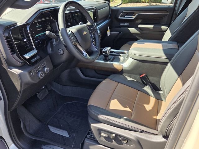 New 2026 White Sands Chevrolet High Country image 6