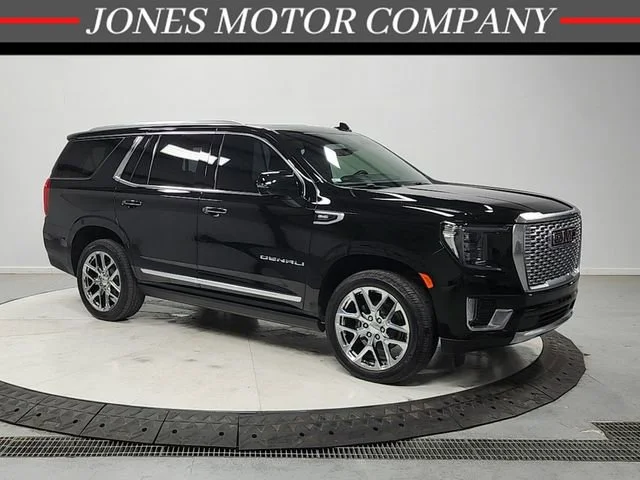 2021 GMC Yukon 4WD Denali's photo