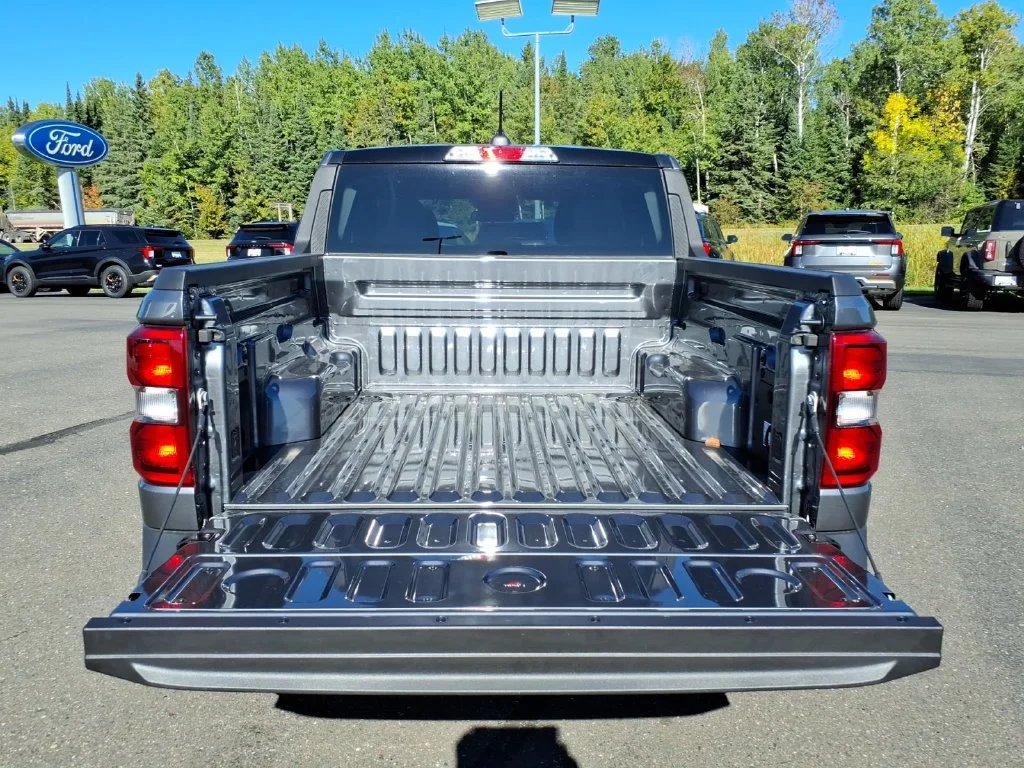 2026 Ford Maverick XLT - Photo 12