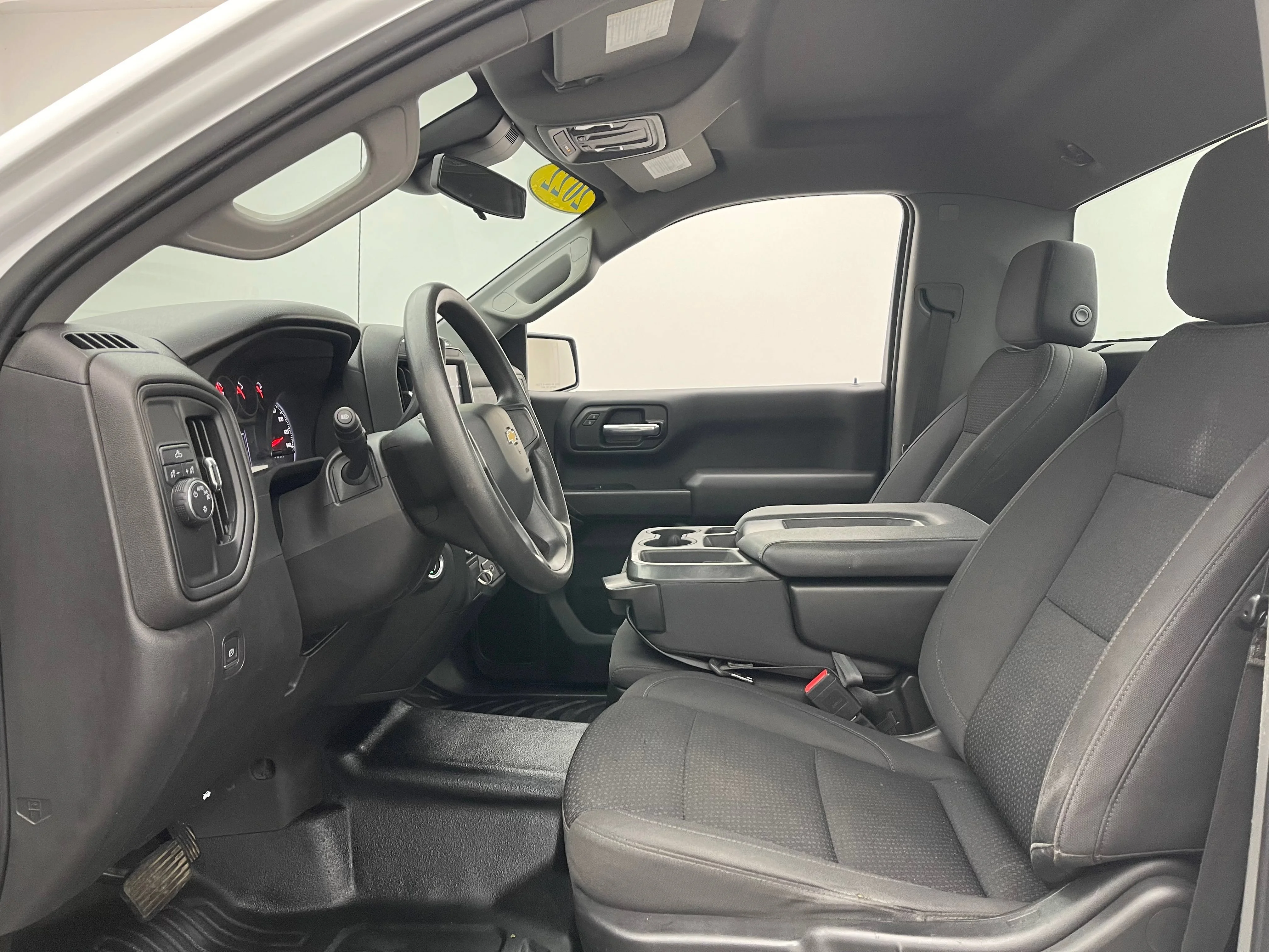 Used 2022 Summit White Chevrolet WT image 15