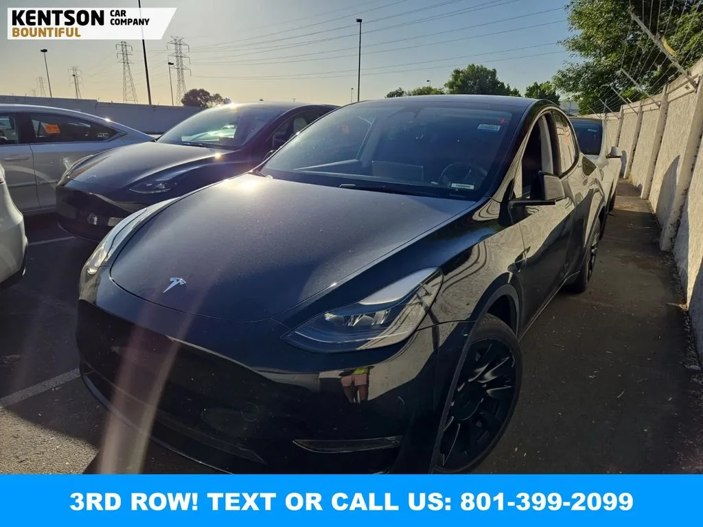 2023 Tesla Model Y Long Range Dual Motor All-Wheel Drive's photo