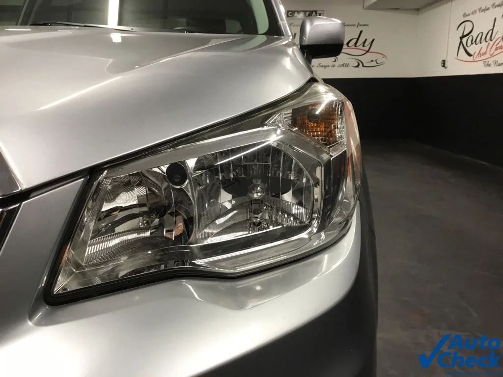 Used 2016 Silver Subaru 2.5i Premium image 17