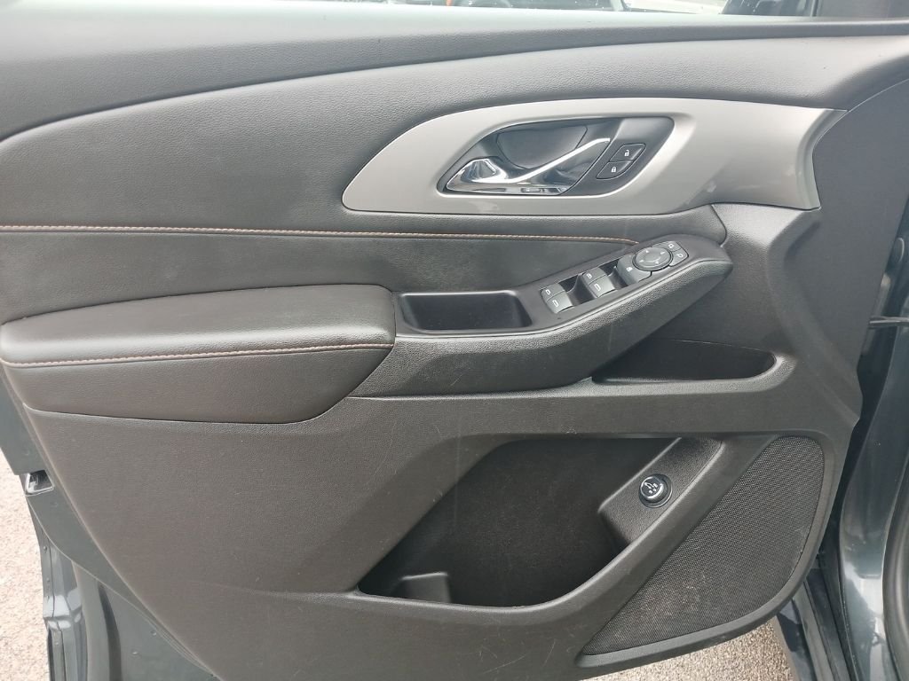 Used 2019 Gray Chevrolet LT image 14