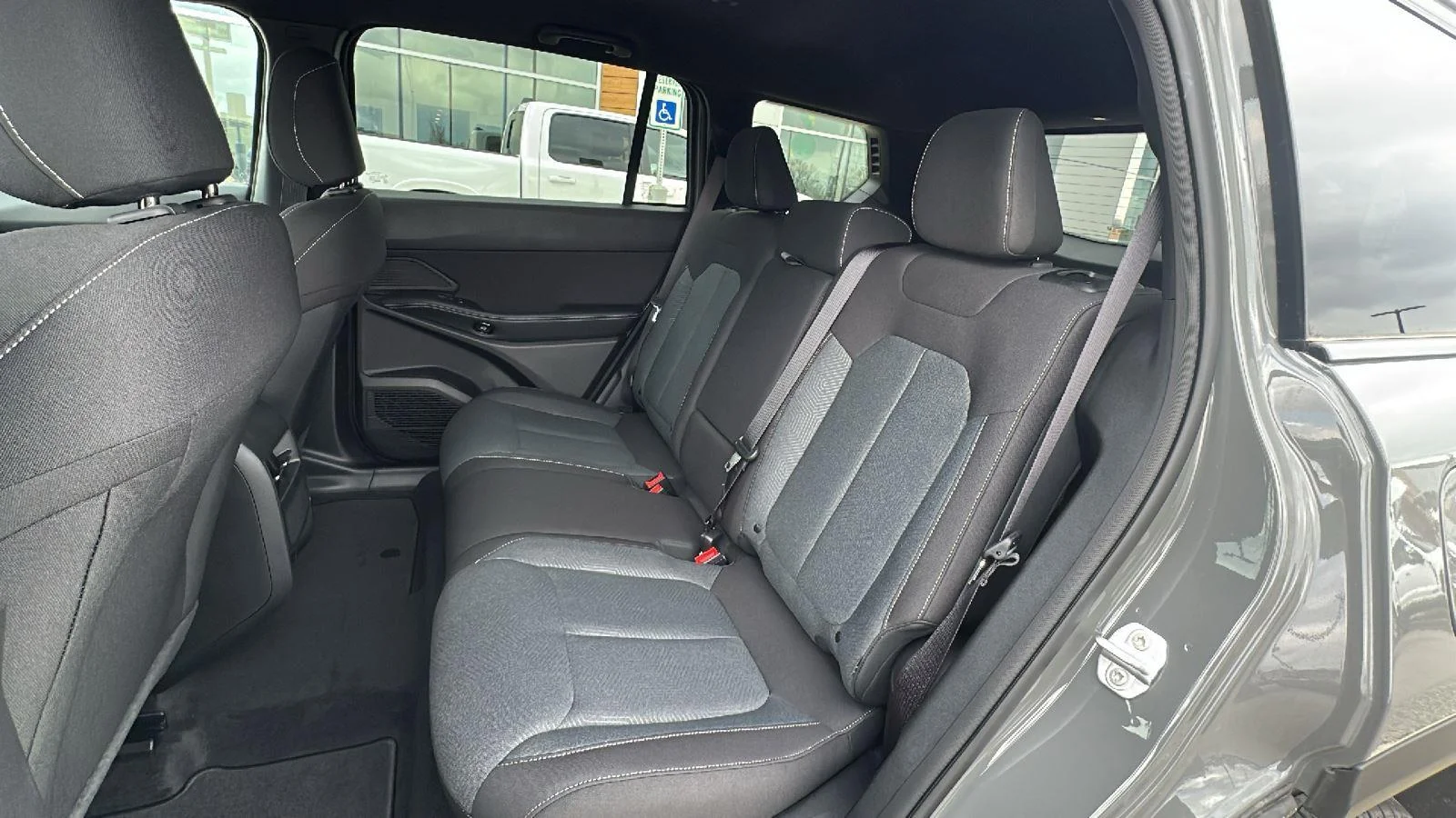 New 2026 Sting-Gray Clearcoat Jeep Laredo image 25
