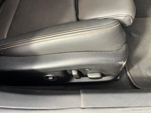 Used 2020  Cadillac Sport image 43