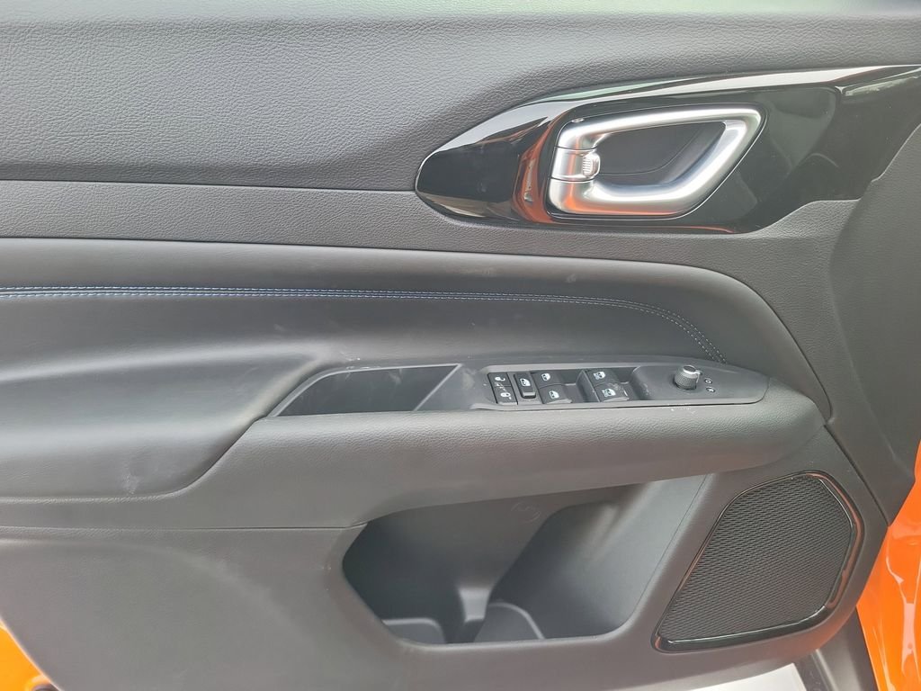 New 2026 Joose (DISC) Jeep Latitude image 19