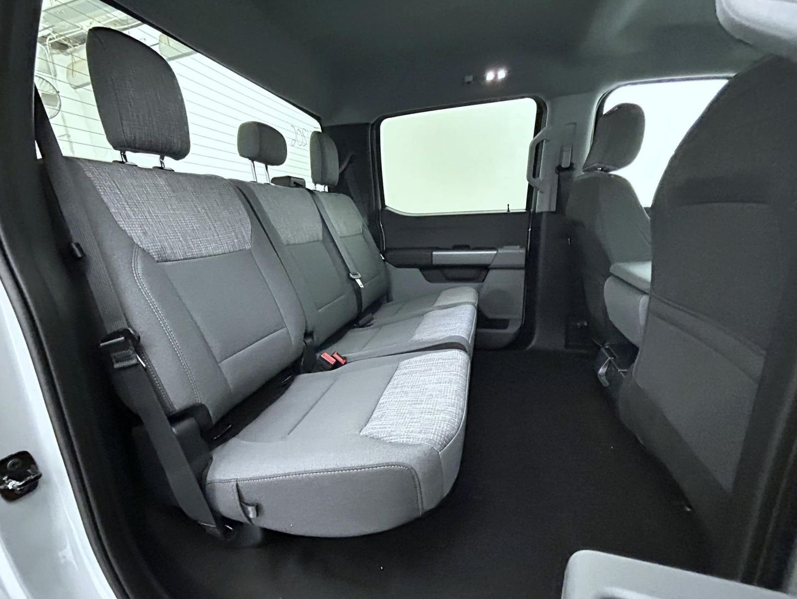 New 2026 Avalanche Ford XLT image 18