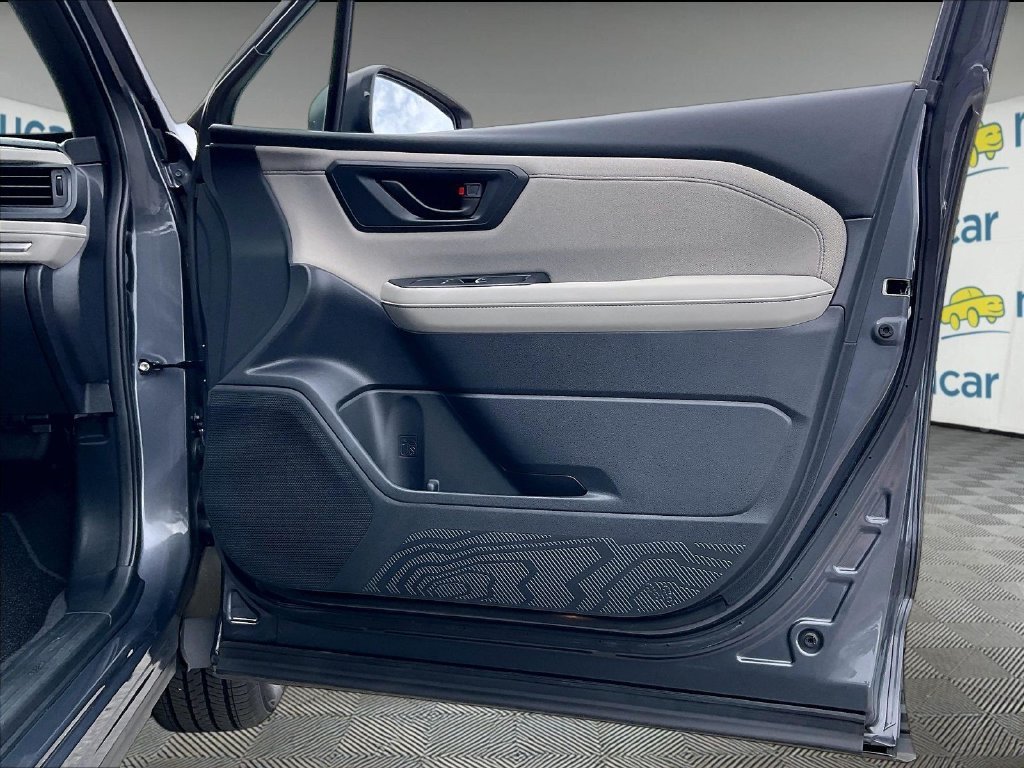 Used 2025 Gray Metallic Subaru Premium image 11