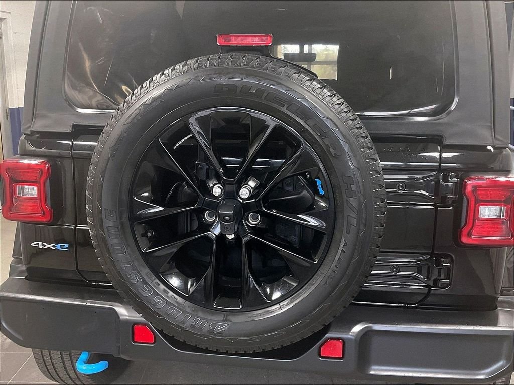Used 2023 Black Clearcoat Jeep Sahara 4xe image 27